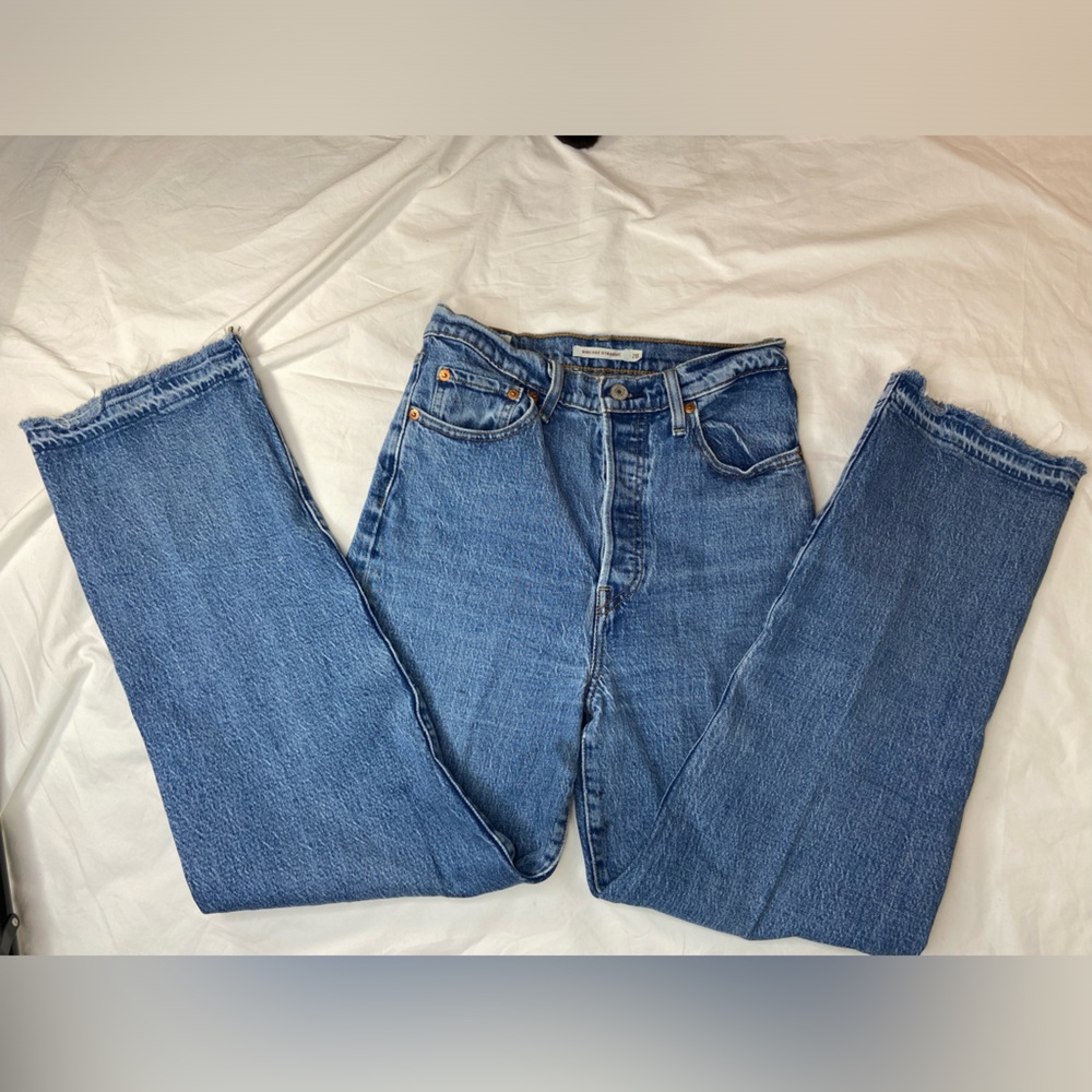 Levi’s‎ Ribcage Straight Button Fly Size 28 Blue Denim Jeans